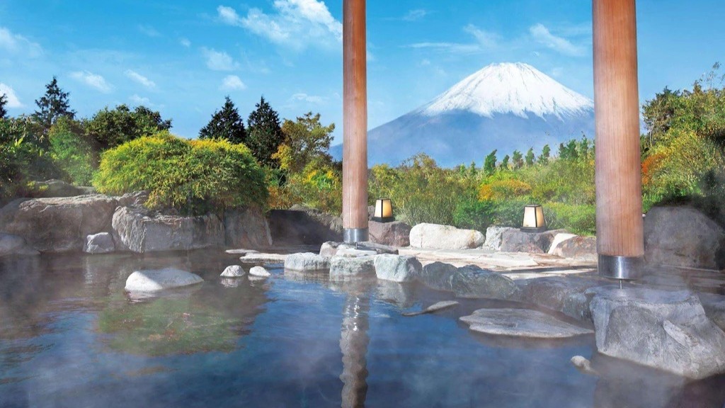 Eksklusif! Destinasi Honeymoon di Jepang Musim Gugur yang Anti Mainstream