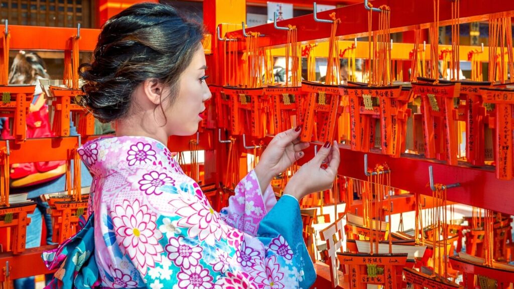 Wajib Beli! Oleh-Oleh Unik Jepang 2025 yang Hanya Ada di Akhir Tahun