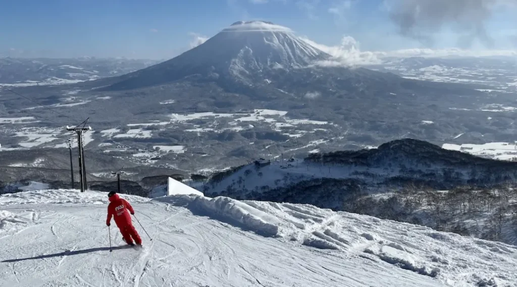 ski resort Jepang Desember 2025, ski Jepang akhir tahun, liburan salju Jepang 2025, rekomendasi ski resort Jepang, musim dingin di Jepang, resort ski untuk pemula Jepang, wisata salju Desember Jepang, how to ski di Jepang