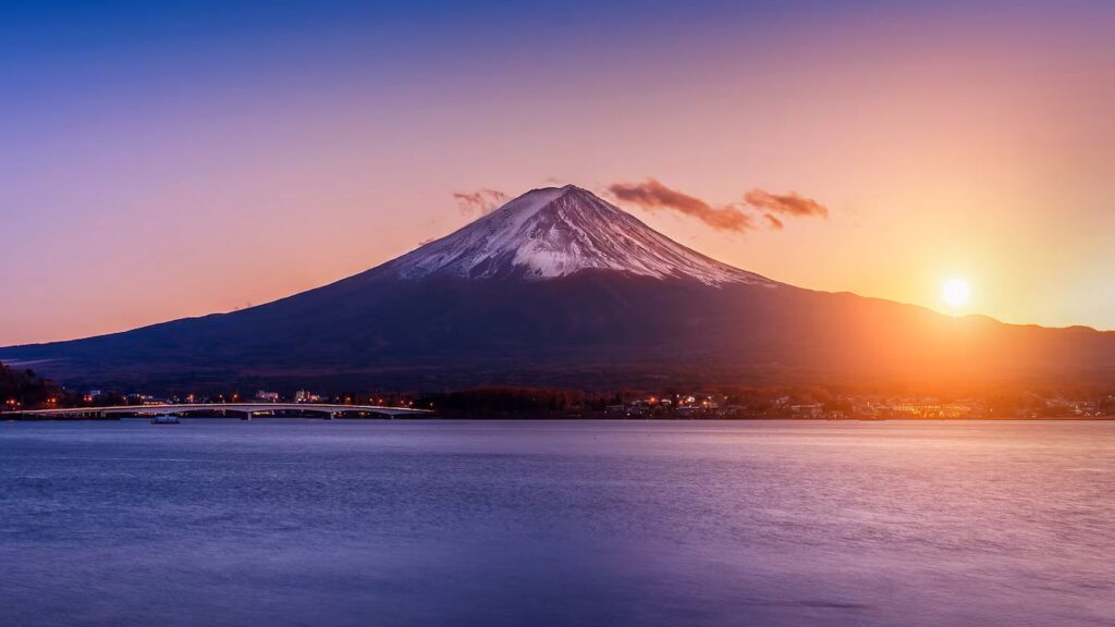 Itinerary Jepang 10 Hari yang Nggak Bikin Capek: Dari Musim Panas ke Awal Dingin 2025