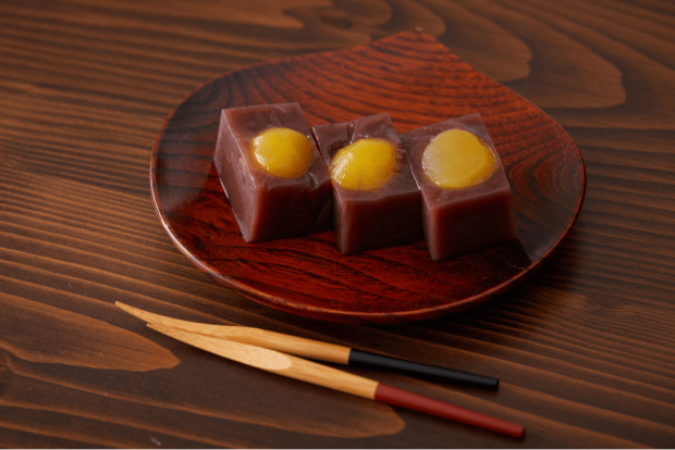 kuliner musim gugur Jepang, makanan khas musim gugur Jepang, jamur matsutake Jepang, ubi panggang Jepang, kuri kastanye Jepang, makanan tradisional Jepang musim gugur, kuliner Jepang 2025, wisata kuliner Jepang musim gugur