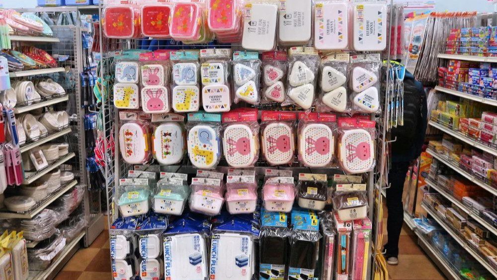 100 Yen Shop Review Wajib Kamu Tahu Sebelum ke Jepang!
