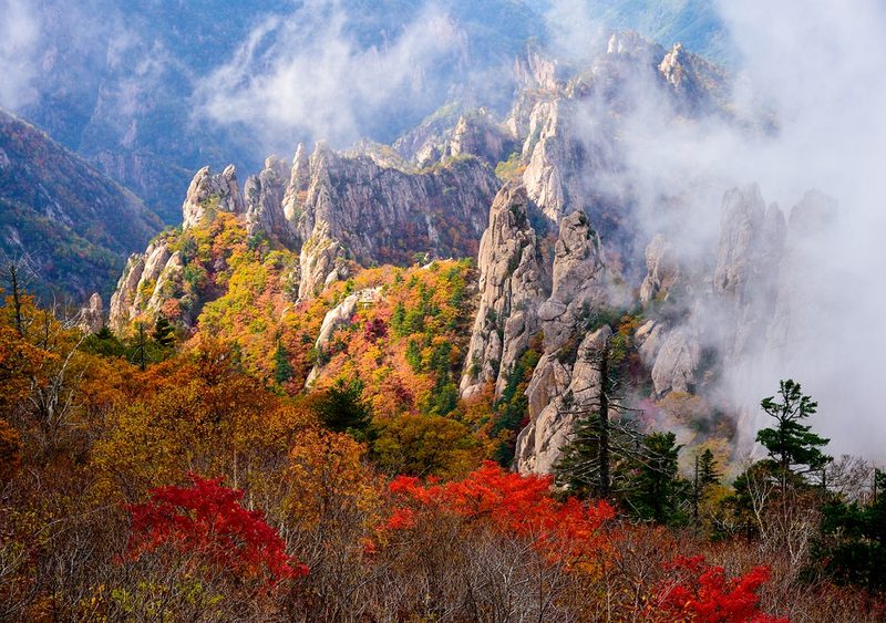 pegunungan dan danau korea selatan